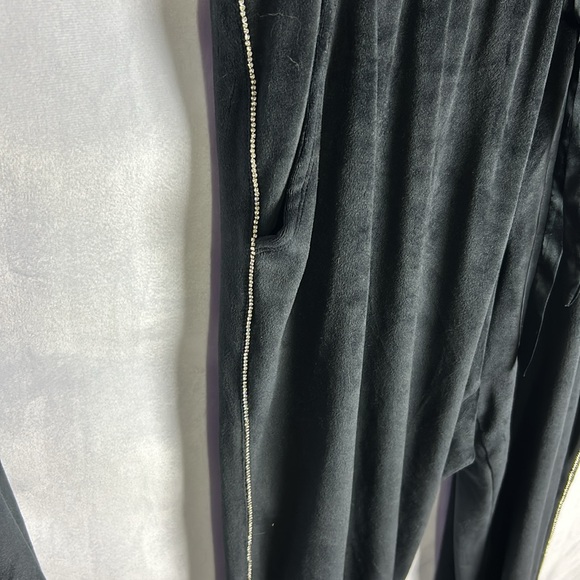 Victoria Secret bundle sweatshirt and sweatpants - Picture 6 of 9